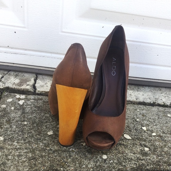 ALDO Brown Peep Toe Platform Wooden Heels size 40 - Picture 2 of 7